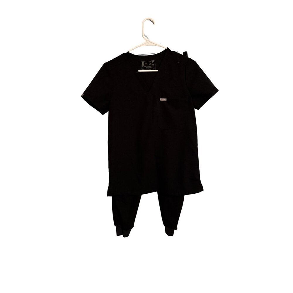 Figs Women's Black Scrub Set